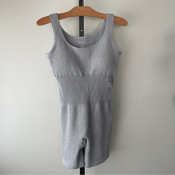 Refuge Ribbed Athletic Unitard Bike Shorts Tank Romper One Piece Grey Medium - Picture 8 of 8